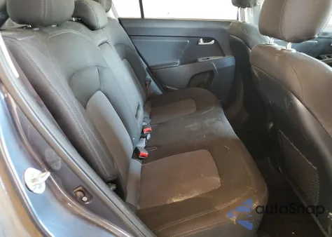 2016 Kia Sportage Lx z USA, uszkodzony, nr VIN KNDPBCAC0G7880962